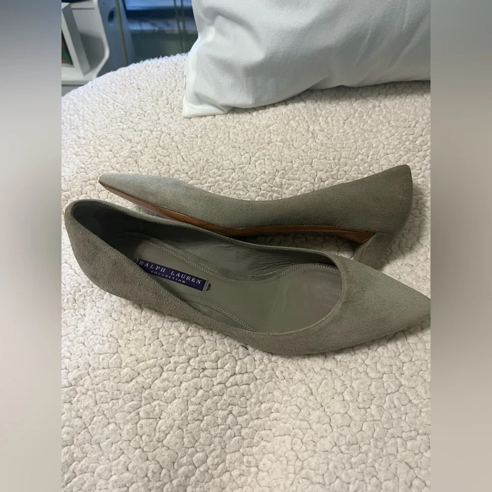 Ralph Lauren Collection Purple Label suede  heel pumps gray 9 1/2 B